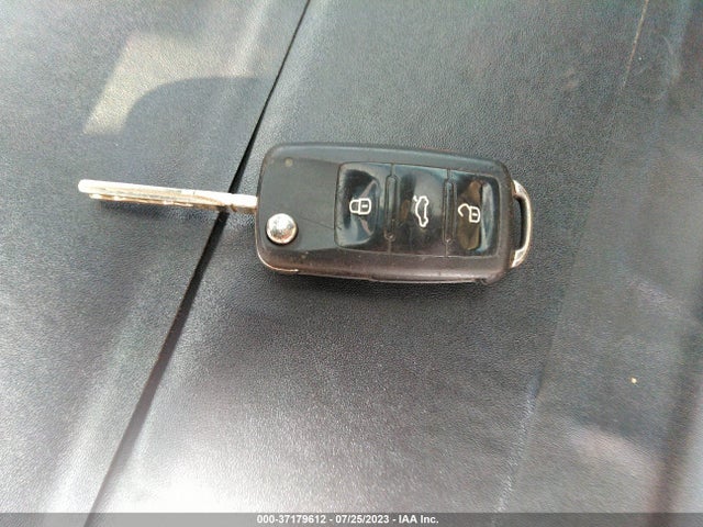 WVWBW8AH1EV000917 Volkswagen Eos Komfort