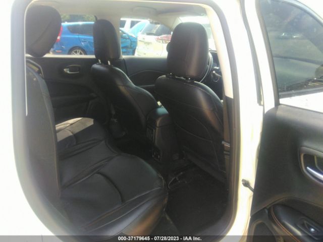 3C4NJCCB8KT662397 Jeep Compass Limited