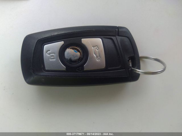 WBA3B1G50ENT00823 BMW 3 Series 320i