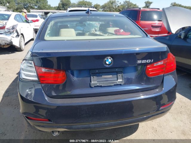 WBA3B1G50ENT00823 BMW 3 Series 320i