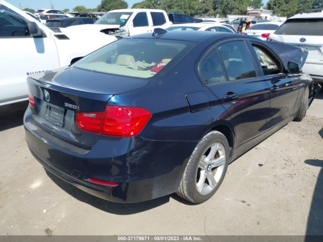 WBA3B1G50ENT00823 BMW 3 Series 320i