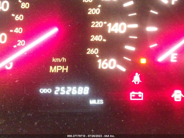 2001 LEXUS LS 430 VIN: JTHBN30F910016441