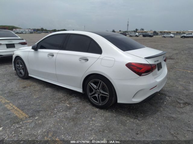 WDD3G4EB7KW016731 Mercedes-Benz A-class A 220