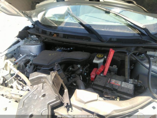 JN1BJ1CPXJW153054 Nissan Rogue Sport Sv