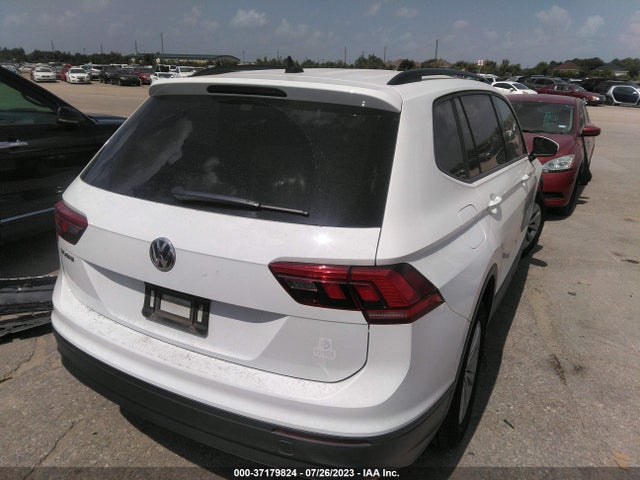 3VV1B7AX1LM036964 Volkswagen TIGUAN S