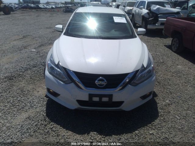 1N4AL3AP8JC175823 Nissan Altima 2.5 Sl