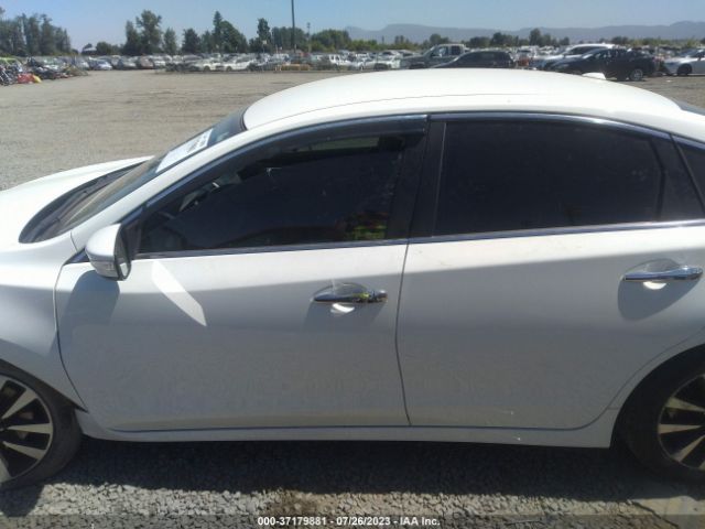 1N4AL3AP8JC175823 Nissan Altima 2.5 Sl