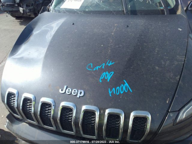 1C4PJLCS9GW363740 Jeep Cherokee Latitude