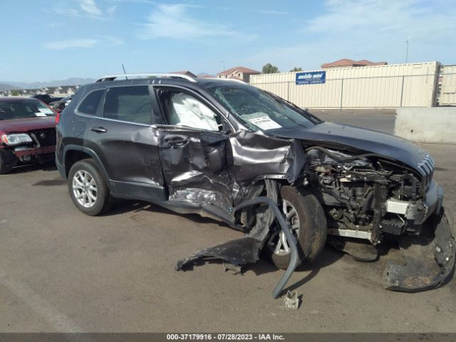 1C4PJLCS9GW363740 Jeep Cherokee Latitude