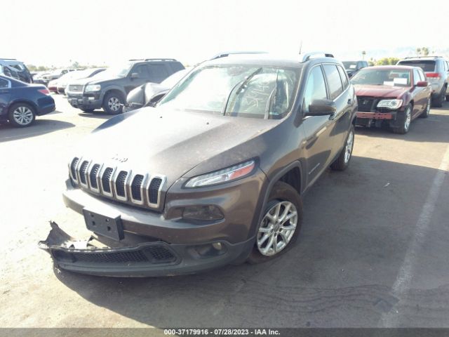 1C4PJLCS9GW363740 Jeep Cherokee Latitude
