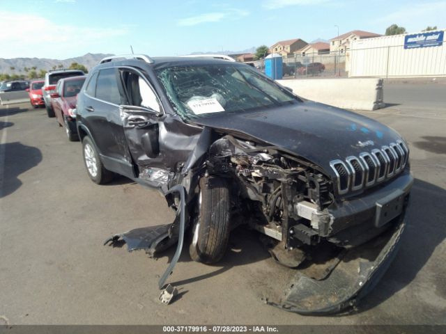1C4PJLCS9GW363740 Jeep Cherokee Latitude