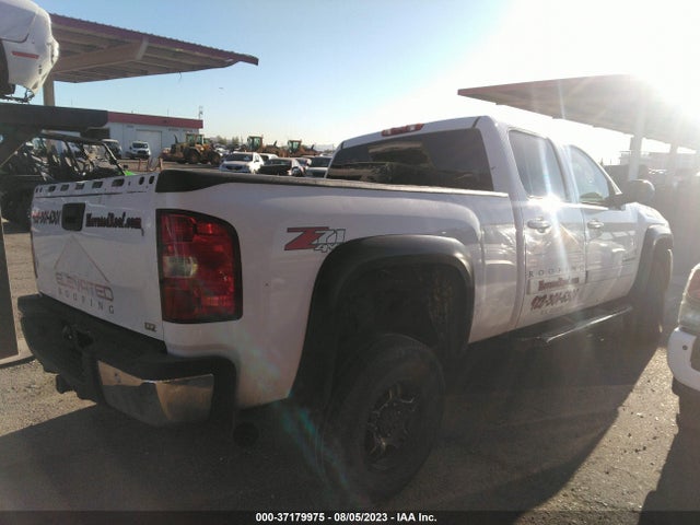 2008 CHEVROLET SILVERADO 2500HD LTZ VIN: 1GCHK23618F121525