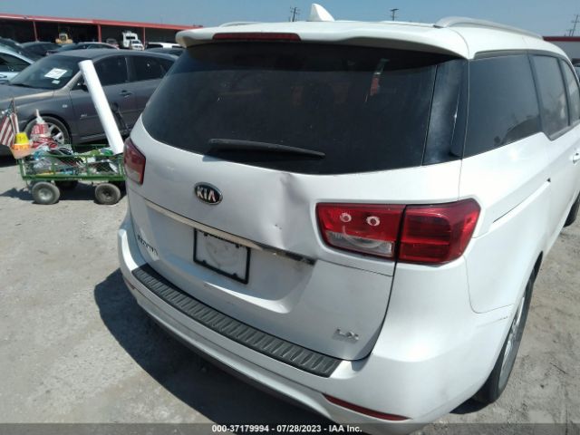 KNDMB5C15F6074422 KIA SEDONA LX