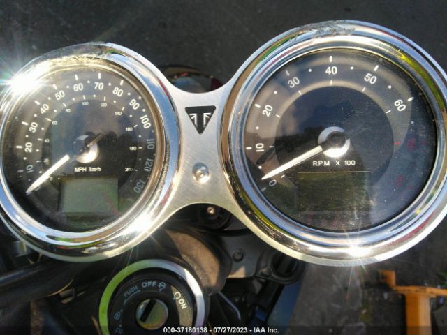 2019 TRIUMPH MOTORCYCLE BONNEVILLE SMTD40HL7KT906993 Photo 6