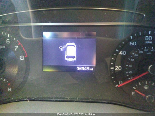 KNDJ23AU7L7051637 KIA SOUL LX