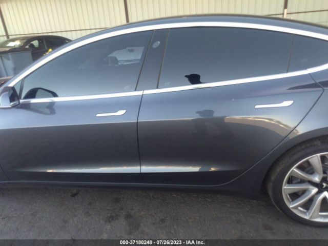 5YJ3E1EB5KF497825 Tesla Model 3 Long Range/performance