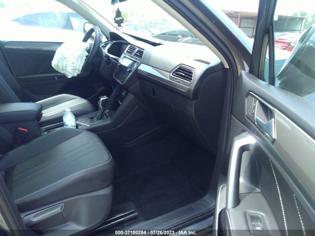 3VV3B7AX8NM009000 Volkswagen TIGUAN SE