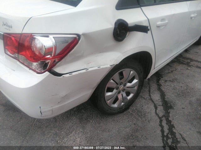 2014 CHEVROLET CRUZE LS VIN: 1G1PA5SHXE7105079