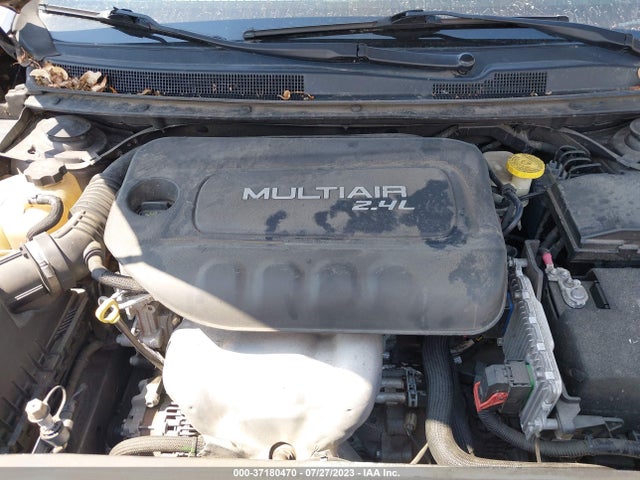 1C3CCCAB5GN160575 Chrysler 200 Limited