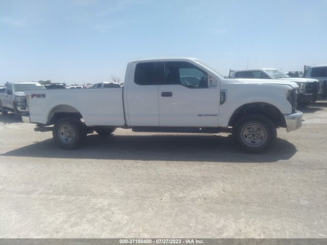 1FT7X2BT8HEE28460 Ford Super Duty F-250 Srw Xlt/lariat/xl