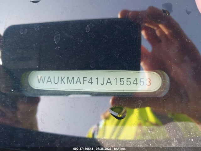 WAUKMAF41JA155453 Audi A4 Premium/tech Premium