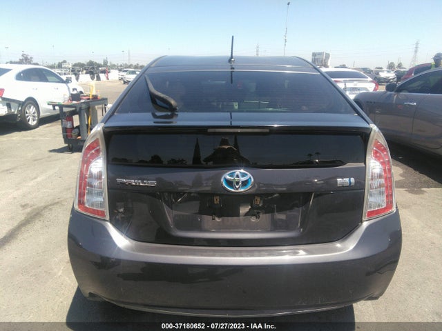 Toyota Prius Four 2015 JTDKN3DU6F1910621 Image 8