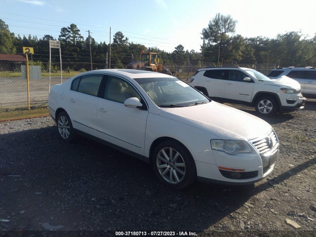 2010 VOLKSWAGEN PASSAT SEDAN KOMFORT VIN: WVWJM7AN7AE108048