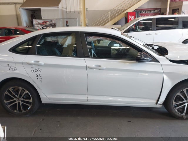 3VWBM7BU3PM018938 Volkswagen Jetta Sport