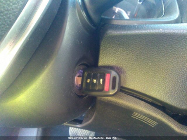 19XFC2F6XKE210222 Honda Civic Sedan Lx
