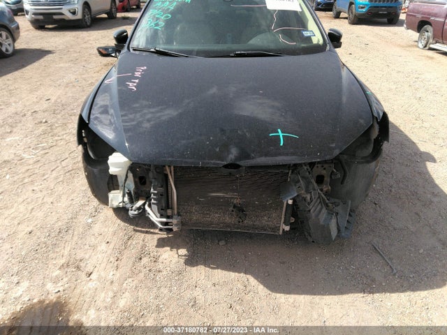 1VWBS7A30FC058635 Volkswagen Passat 1.8t Se