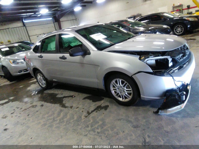 2011 FORD FOCUS VIN: 1FAHP3FN9BW198392