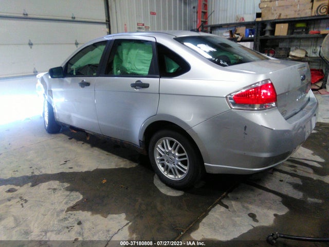 2011 FORD FOCUS VIN: 1FAHP3FN9BW198392