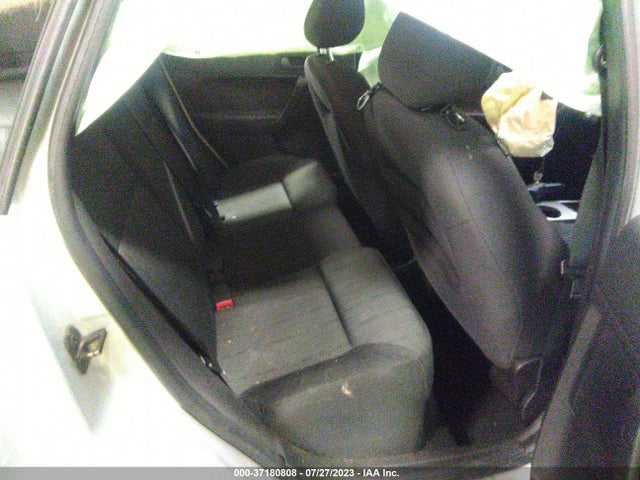 2011 FORD FOCUS VIN: 1FAHP3FN9BW198392