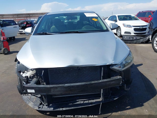 Hyundai ELANTRA SE 2017 5NPD84LF2HH096939 Image 13