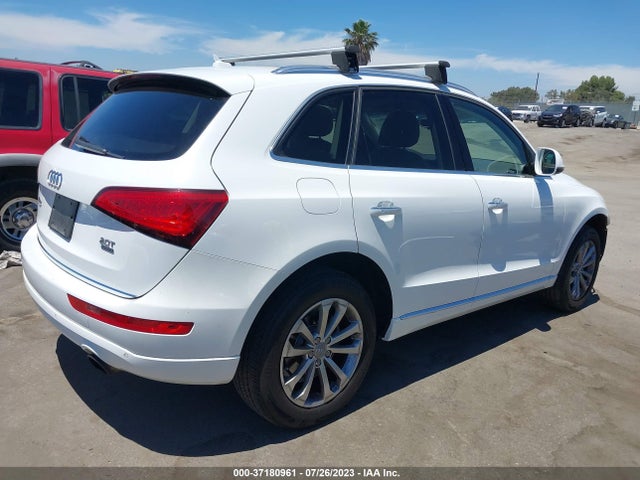 WA1LFAFP1FA084364 Audi Q5 Premium Plus