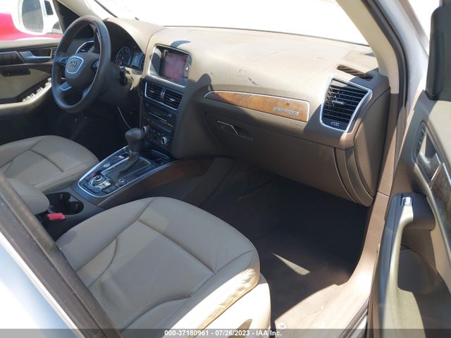 WA1LFAFP1FA084364 Audi Q5 Premium Plus