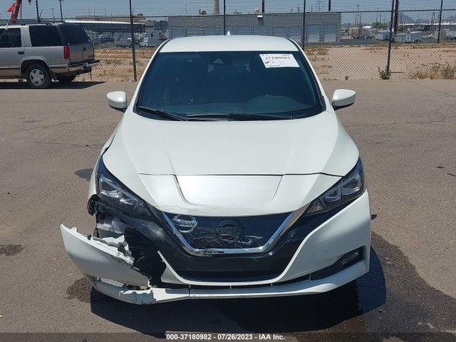 Nissan LEAF SV 2018 1N4AZ1CP0JC302838 Image 3