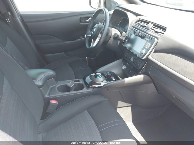 Nissan LEAF SV 2018 1N4AZ1CP0JC302838 Image 12