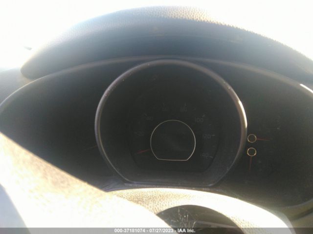 KNDJN2A27F7771735 KIA Soul Base