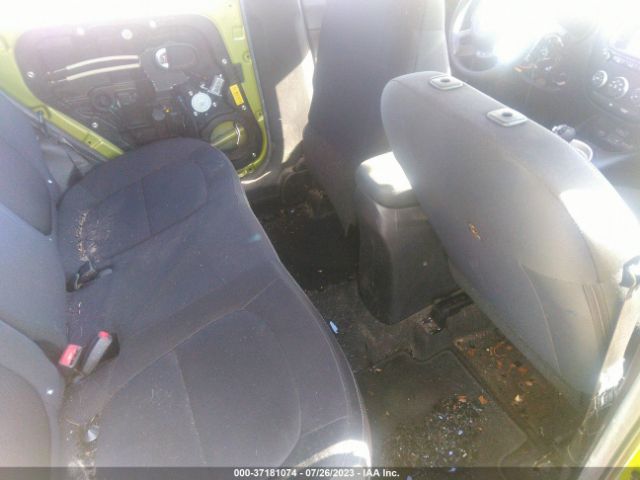KNDJN2A27F7771735 KIA Soul Base