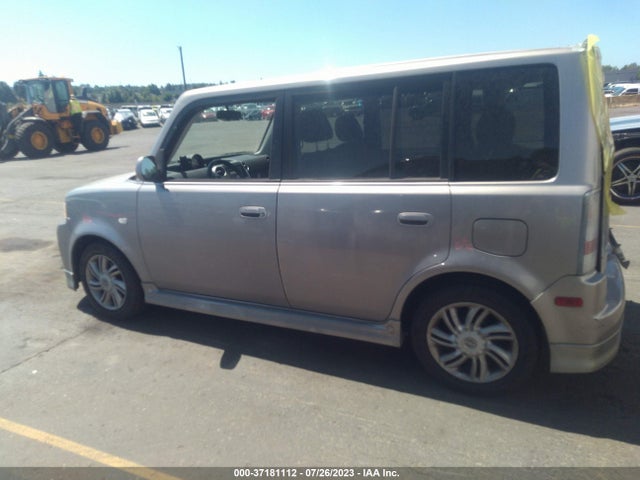 2005 SCION XB VIN: JTLKT324950180981