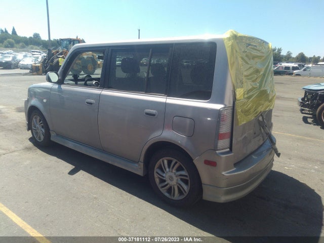 2005 SCION XB VIN: JTLKT324950180981