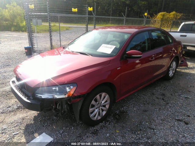 1VWAT7A37FC042506 Volkswagen Passat 1.8t Wolfsburg Ed