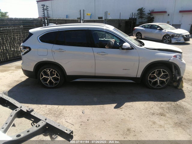 BMW X1 Sdrive28i 2017 WBXHU7C37H5H33981 Image 5