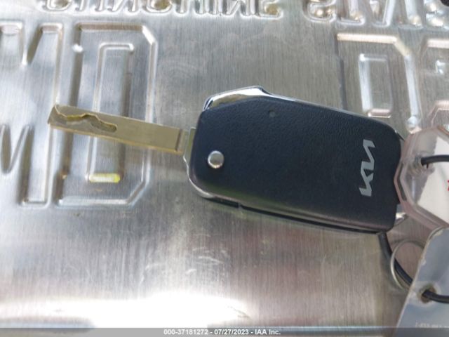 KNDPU3AF5P7034296 KIA Sportage Lx