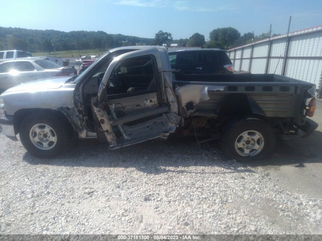 1999 CHEVROLET SILVERADO 1500 LS VIN: 1GCEC14V3XZ151543