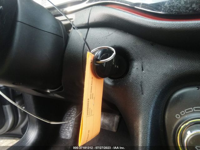 1C3CDFAA8FD363180 Dodge DART SE