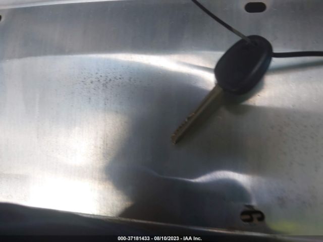 KNDJN2A2XF7749941 KIA Soul Base