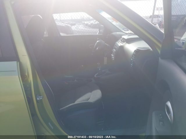 KNDJN2A2XF7749941 KIA Soul Base