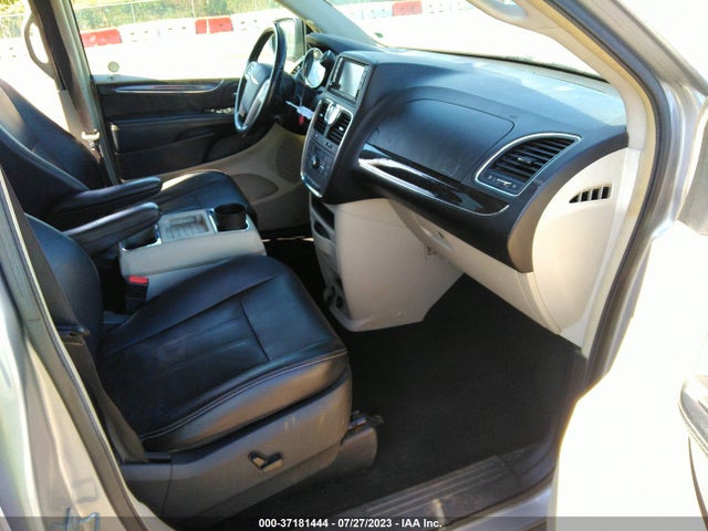 2C4RC1CG6FR582312 Chrysler Town & Country Touring-l